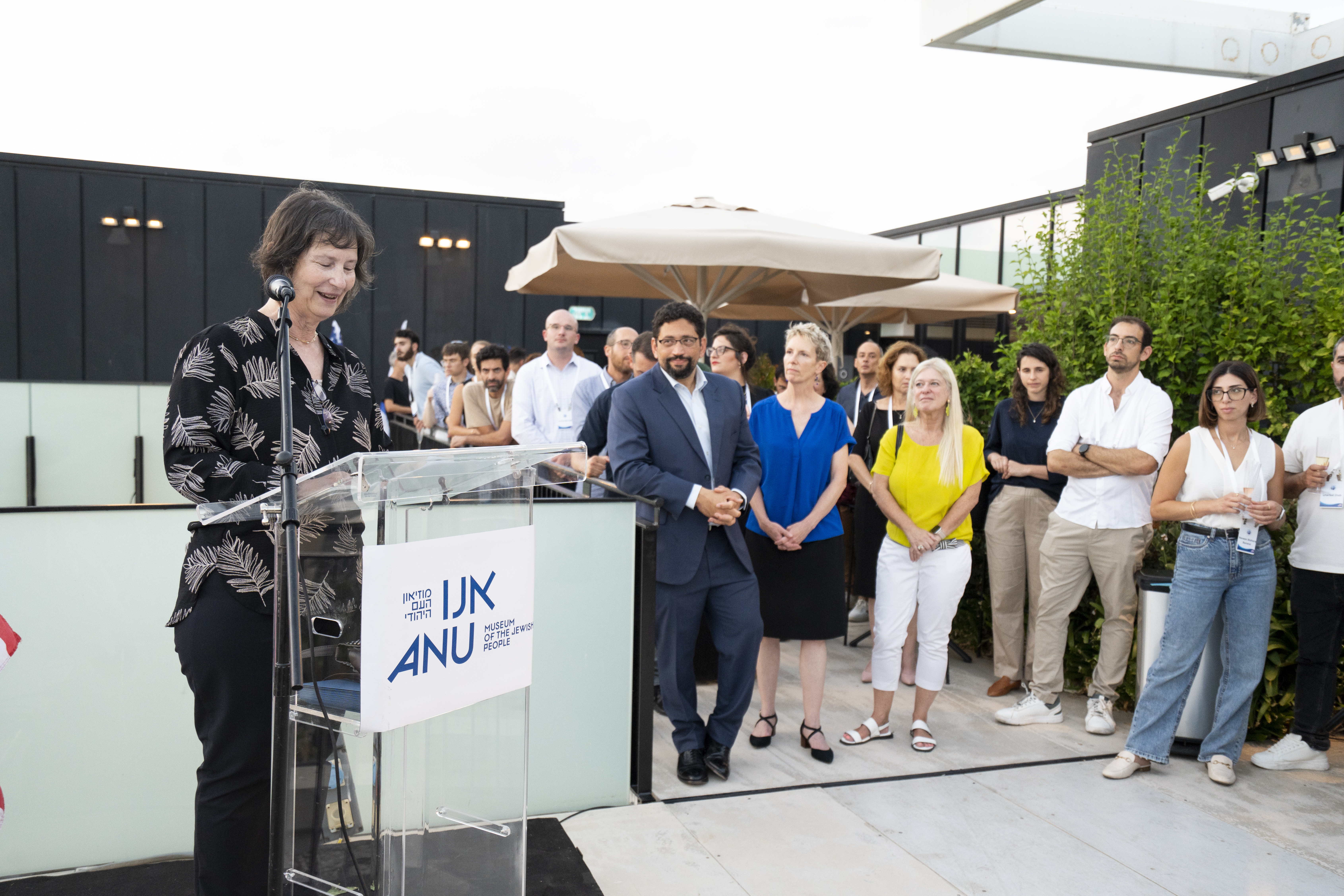2026 Annual Dinner - Anat addressing the guests